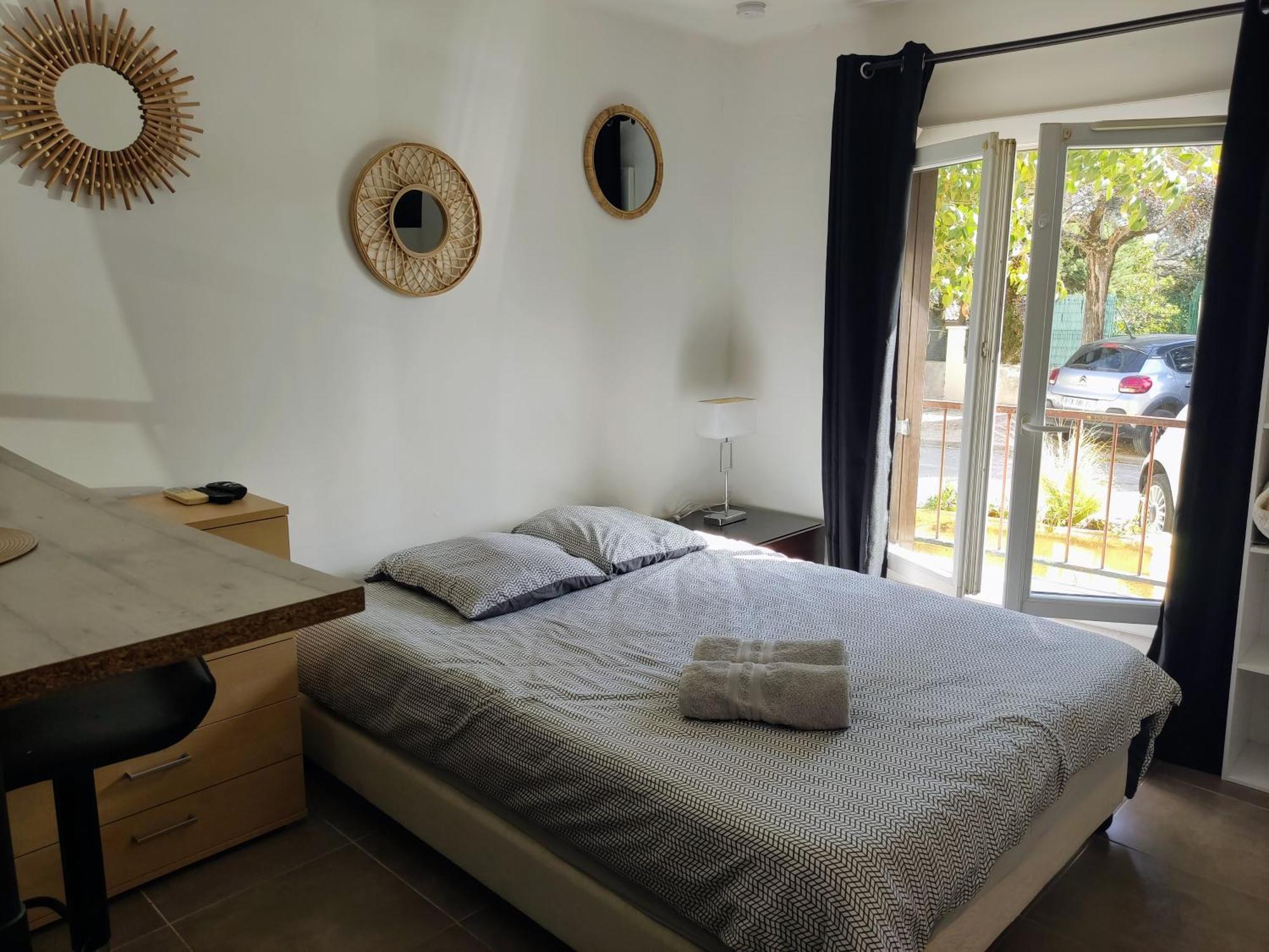 Provencal-Style Apartment Aix-en-Provence Esterno foto