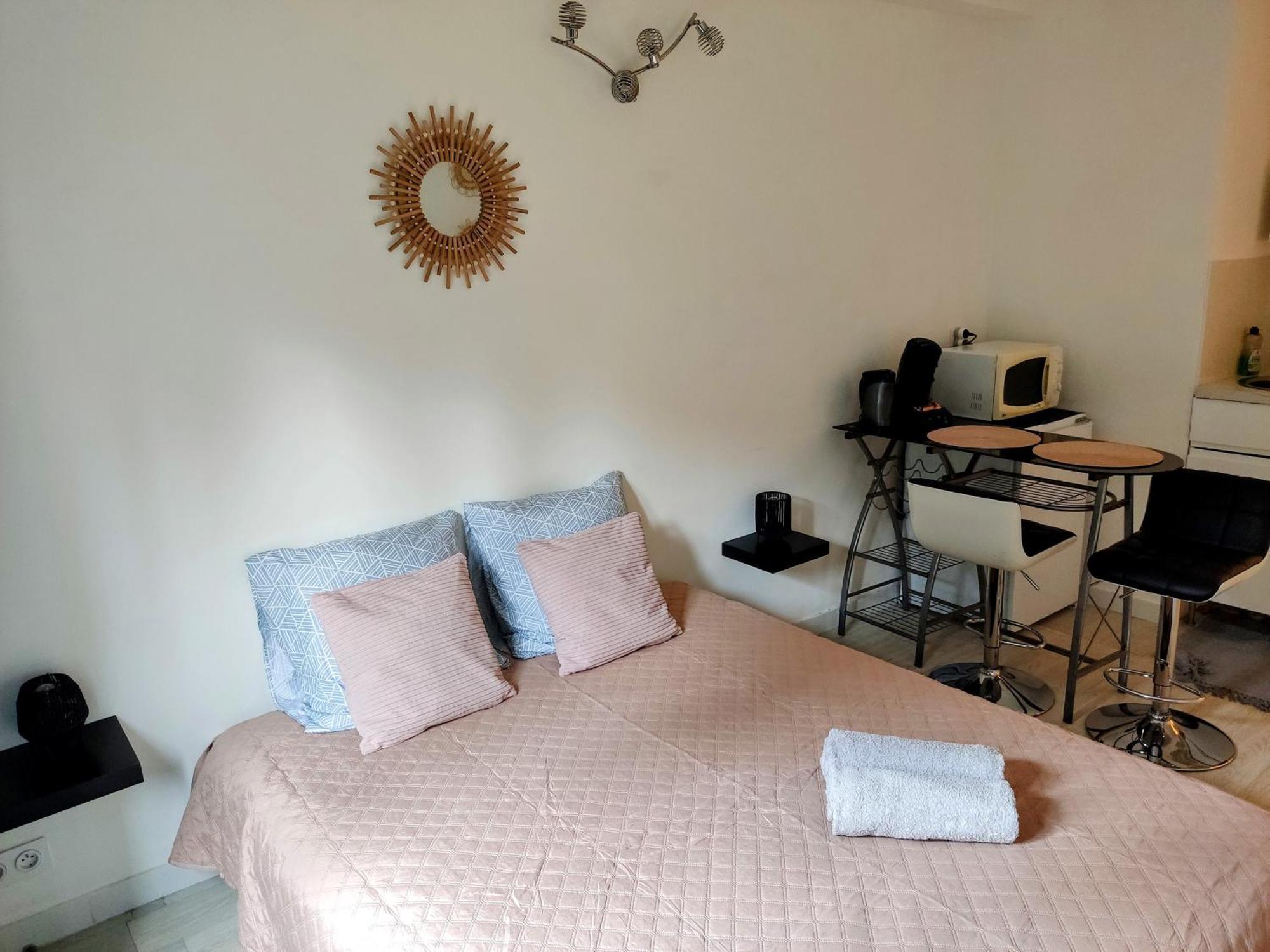 Provencal-Style Apartment Aix-en-Provence Esterno foto